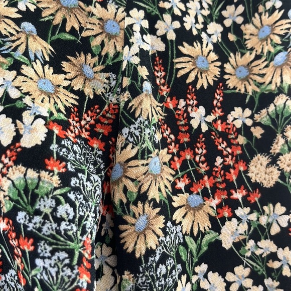 Collective concepts ruched floral cropped top sz S - Picture 7 of 11
